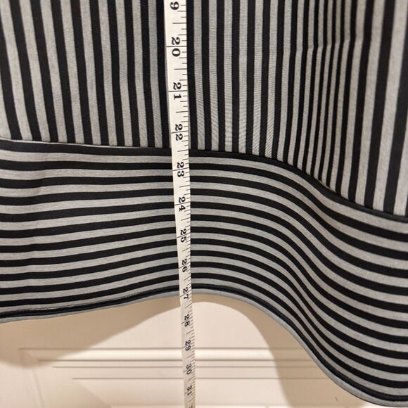 DINA BE Black and Gray Striped Skirt - Size S - Picture 5 of 5